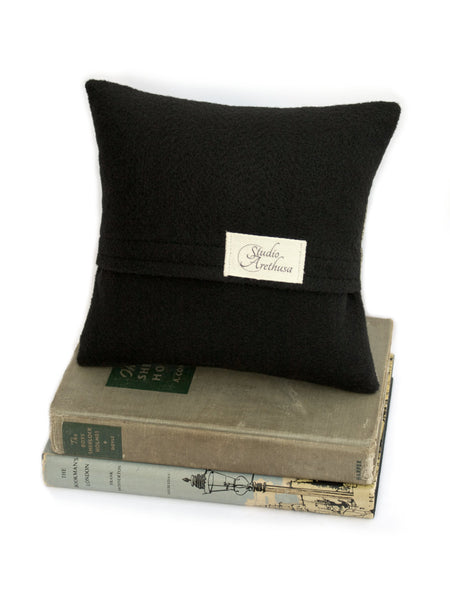Modern Sherlock Holmes Houndstooth Shadow Silhouette Bookshelf Pillow - Studio Arethusa
 - 5